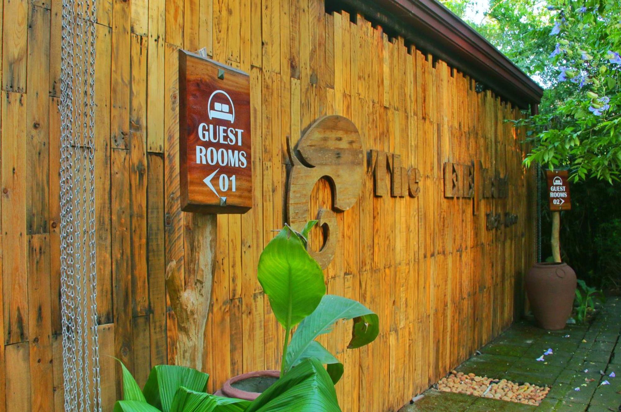 The Elephant Next-Door Udawalawe Exterior photo